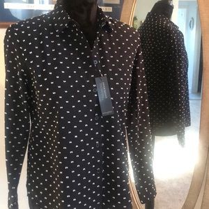 NEW Banana Republic Dobby fabric Untucked Shirt.